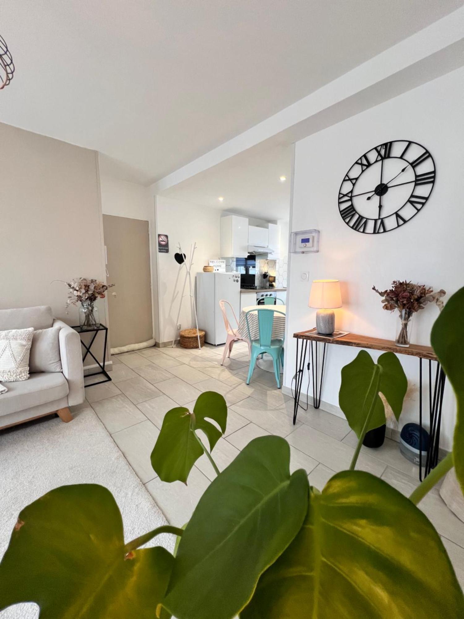 Le Bellevue - T3 - Gare & Les Jardins Darcy - Parking Free Leilighet Dijon Eksteriør bilde