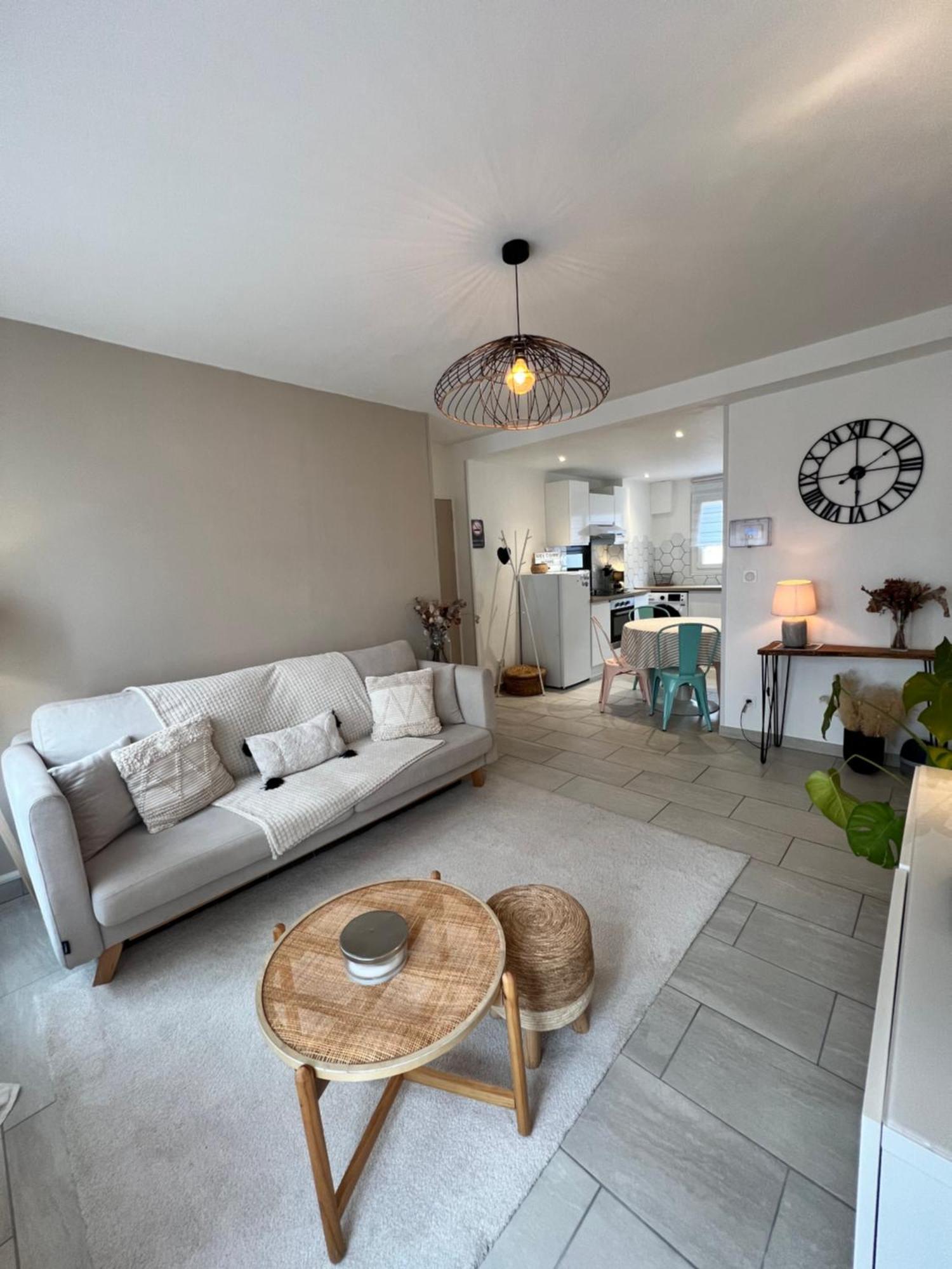 Le Bellevue - T3 - Gare & Les Jardins Darcy - Parking Free Leilighet Dijon Eksteriør bilde